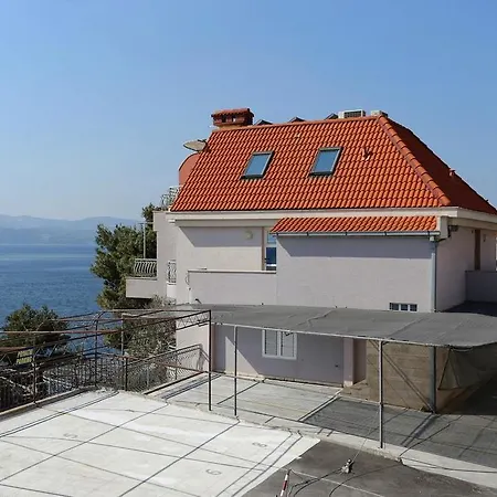 Stanici 2797e Celina